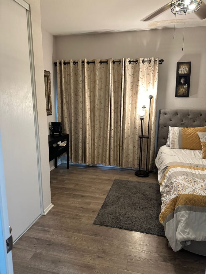 Ricardo's room
