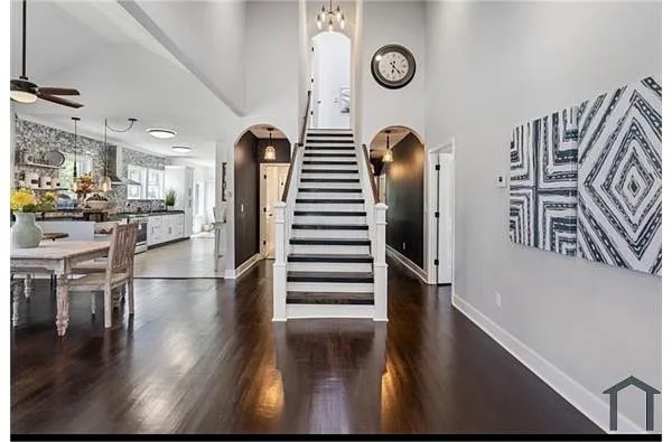 Alcove Rooms's room