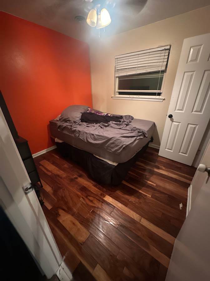 Christopher Ambroise's room