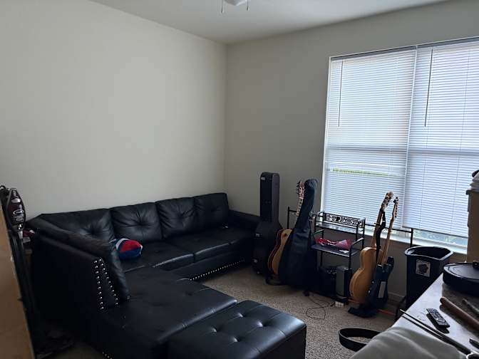 Louis Hatchett's room