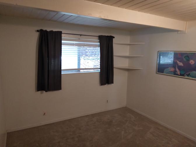 MB's room