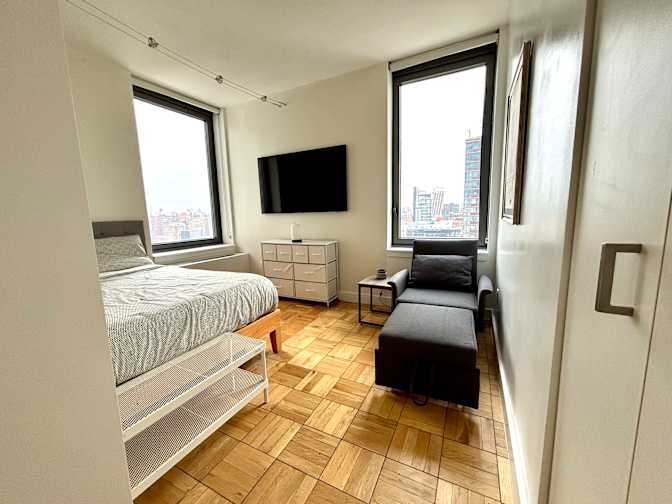 H-Ann's room