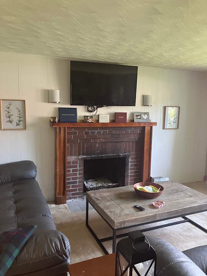 Leo Palmer's room
