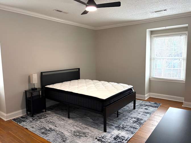 Leslie Franklin's room