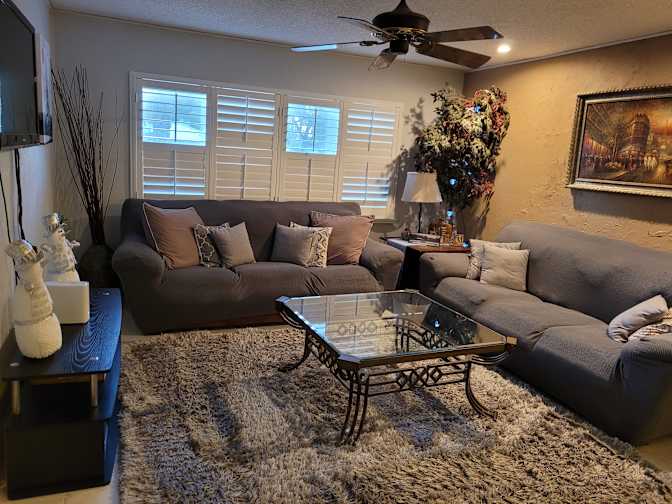 Gayle's room