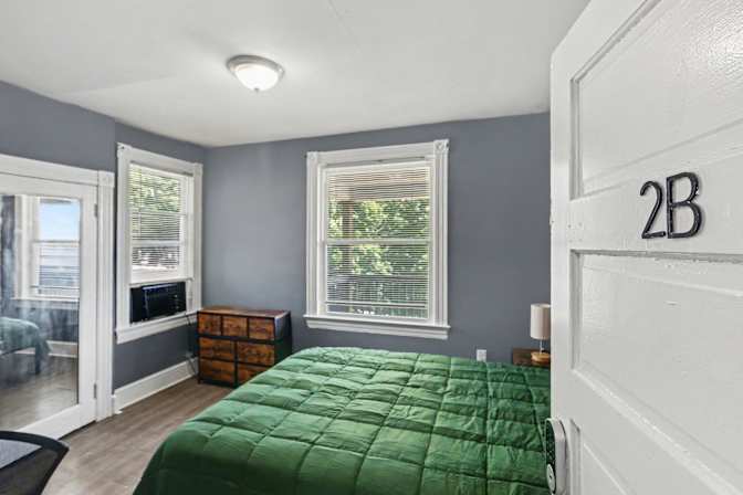 Jeniffer's room