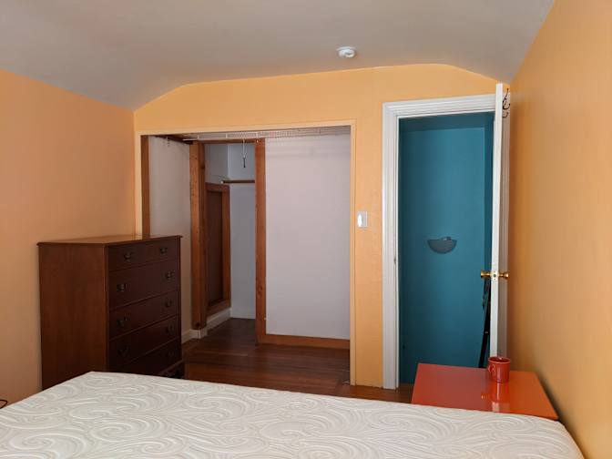 Dino's room