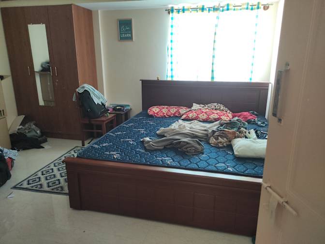 selva kumar's room