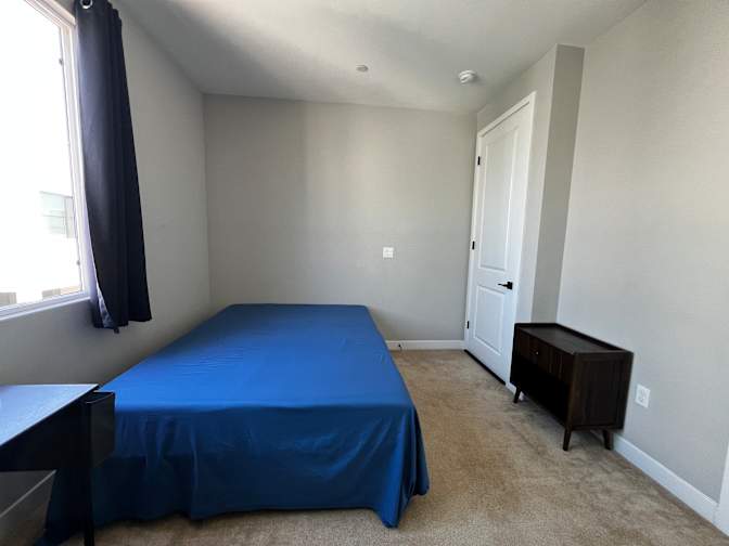 Nic's room