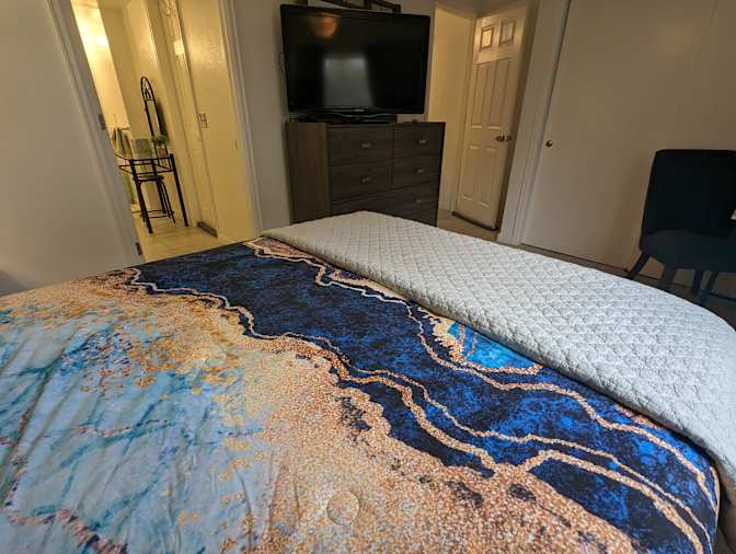 Eve's room