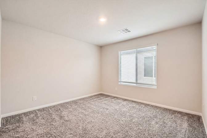 Sabina E.'s room