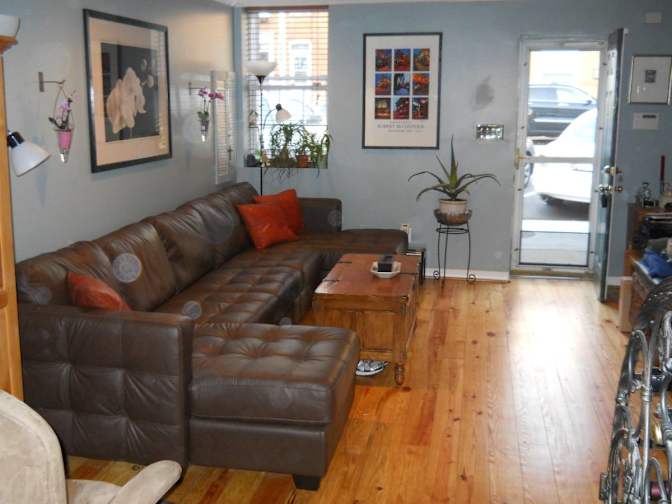 Furnished room in Canton's room