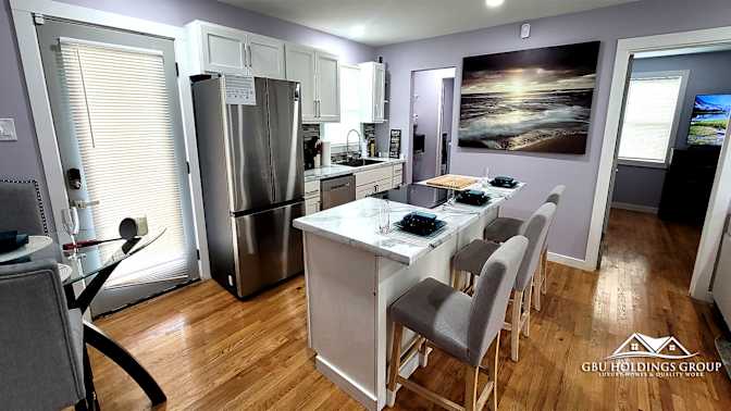GBU Holdings Group's room