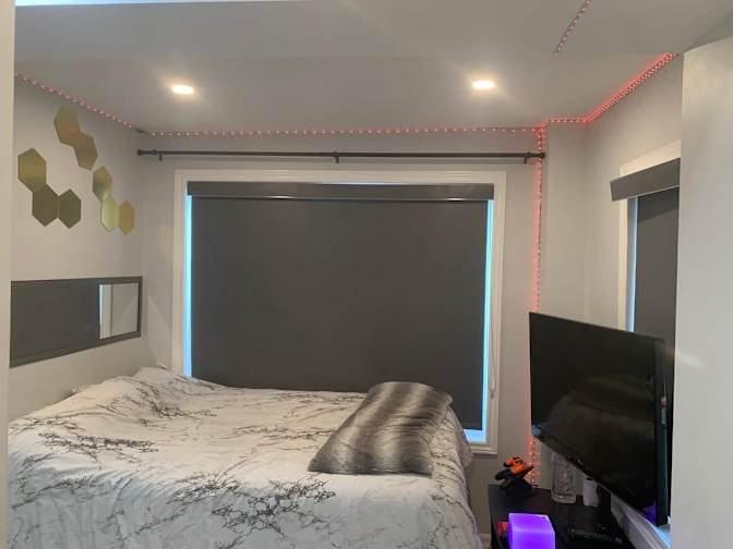 Maxwell's room