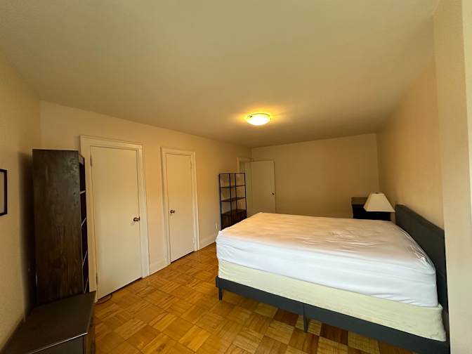Naresh's room
