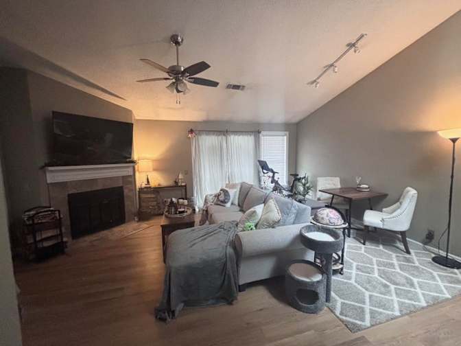 Zahara Yee's room