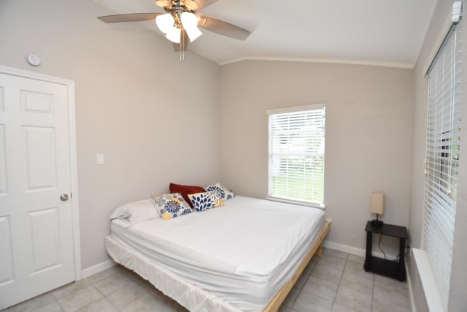 PadSplit's room