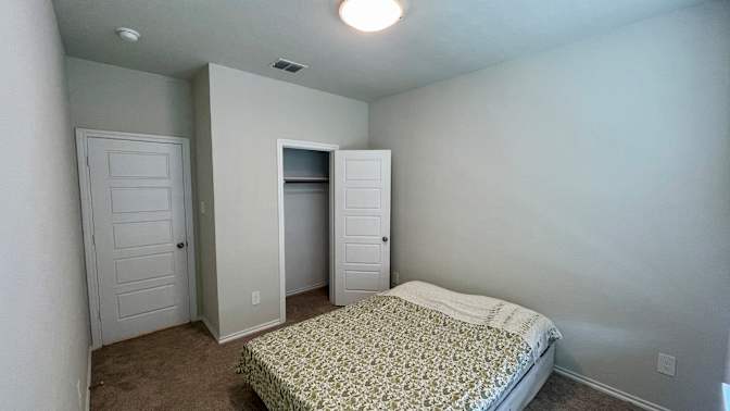 Dick Saide's room