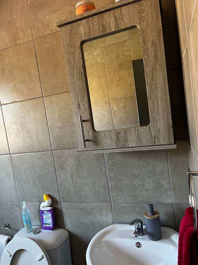 Tshidi's room