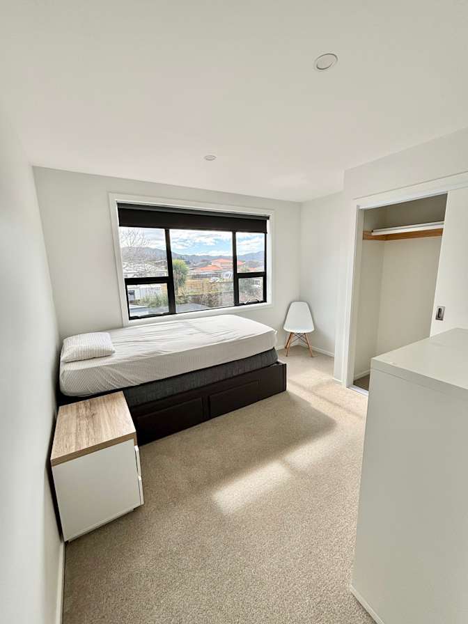 Kara Leonardo's room