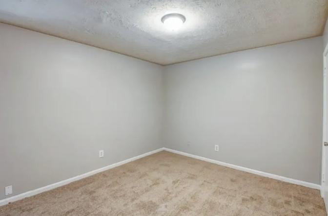 Alcove Rooms's room