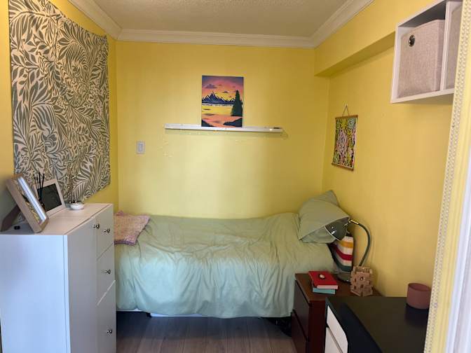 Kara's room