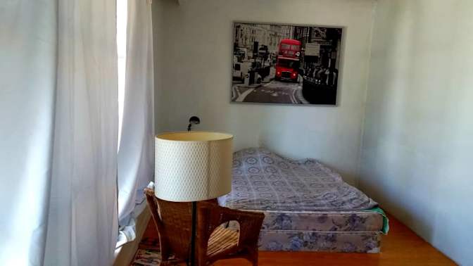Payam's room