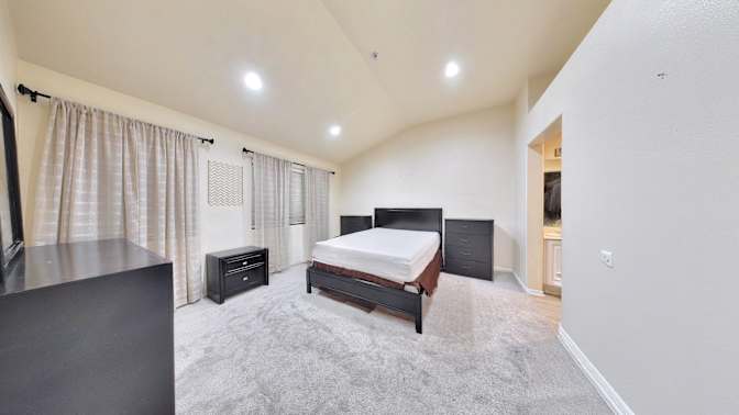 Will Lau's room