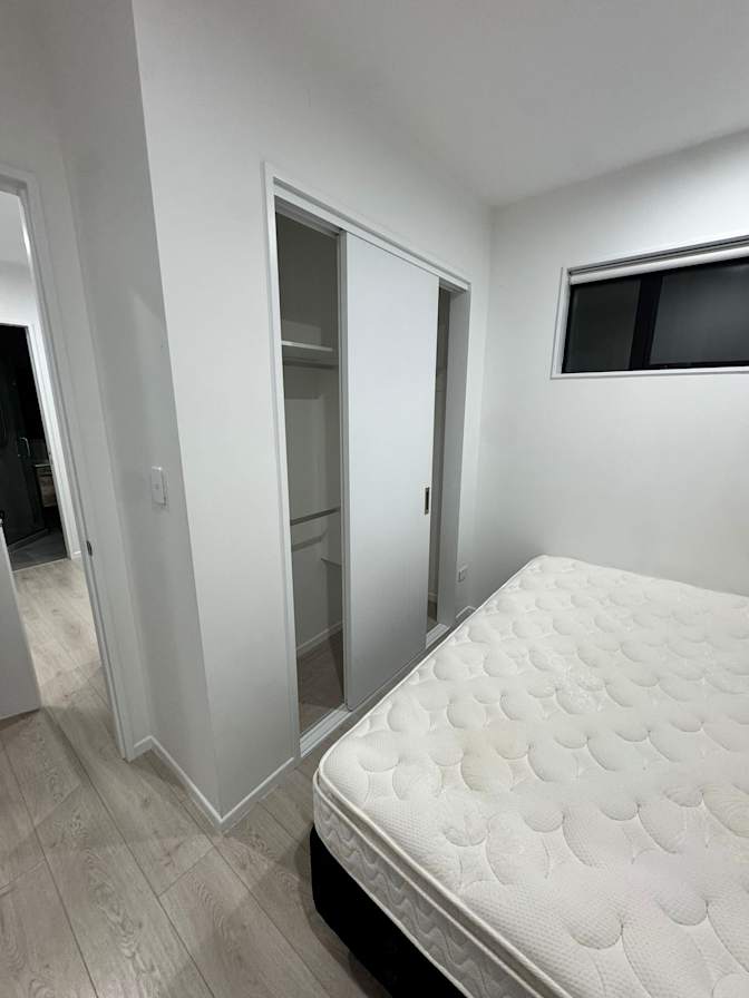 Naomi's room