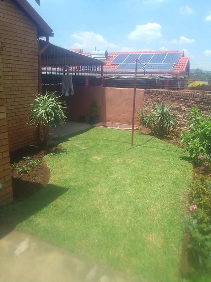 Xolani Mjiyako's room