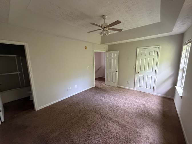 Alcove Rooms's room
