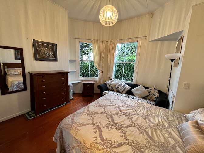 Elmer's room