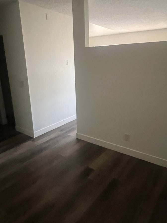 Robb Davis's room