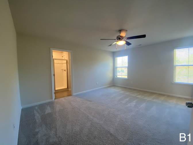 Alcove Rooms's room