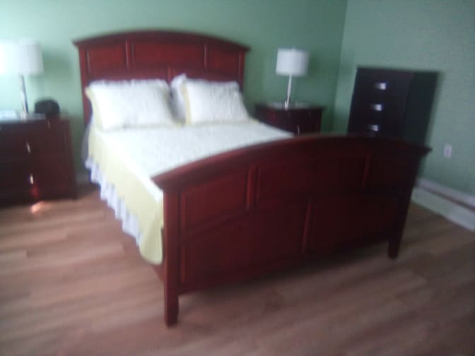 Daphne's room