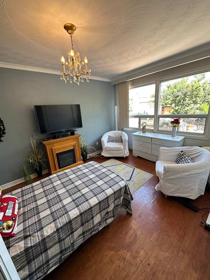 Doris's room