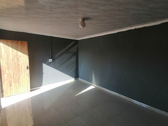 Sibusiso's room