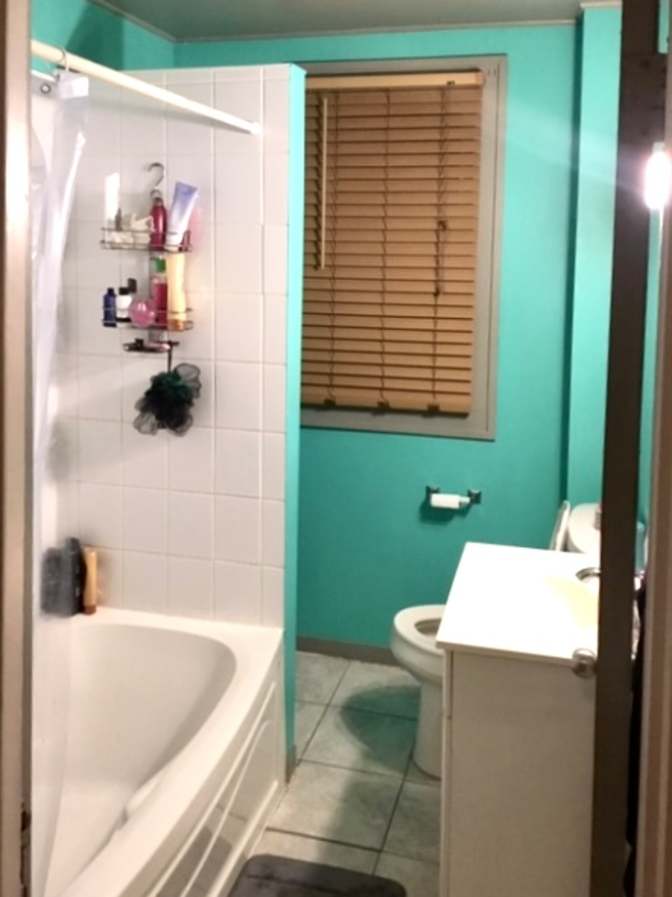 Thomas's room