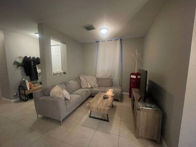 Aleksandra Paschek's room