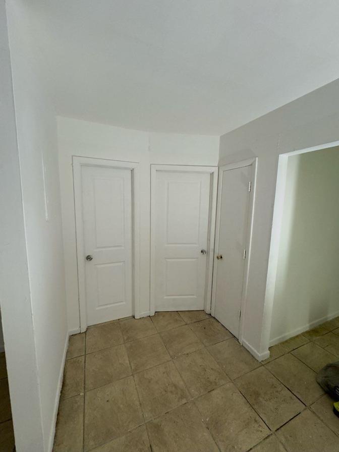 Suresh's room