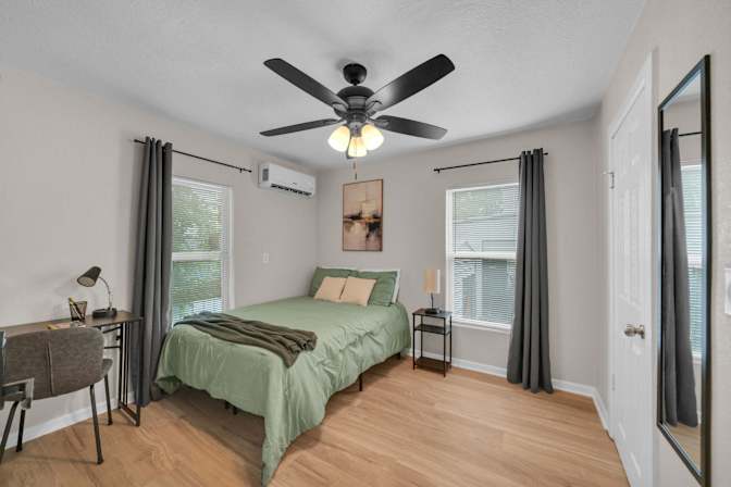 PadSplit's room