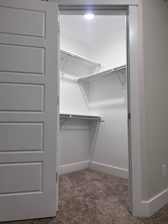 Lee's room