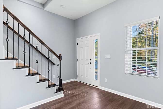 Alcove Rooms's room