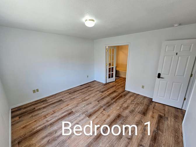HomeCrew's room