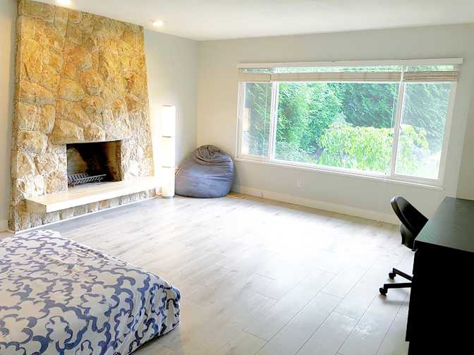 Hamid Reza's room