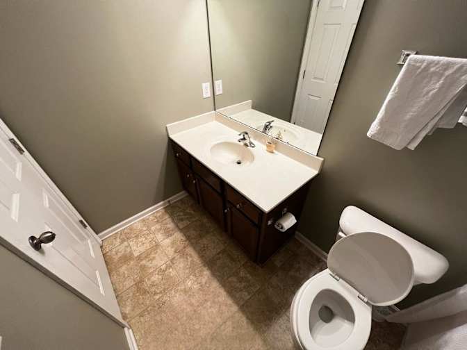 Alcove Rooms's room