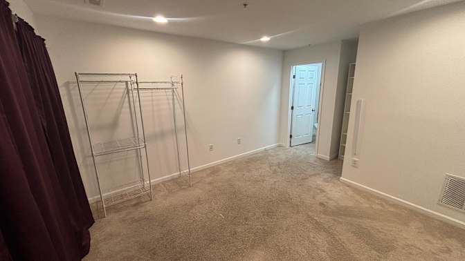 Jay Ash's room