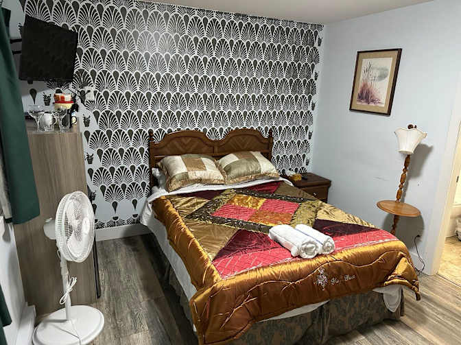 Anita's room