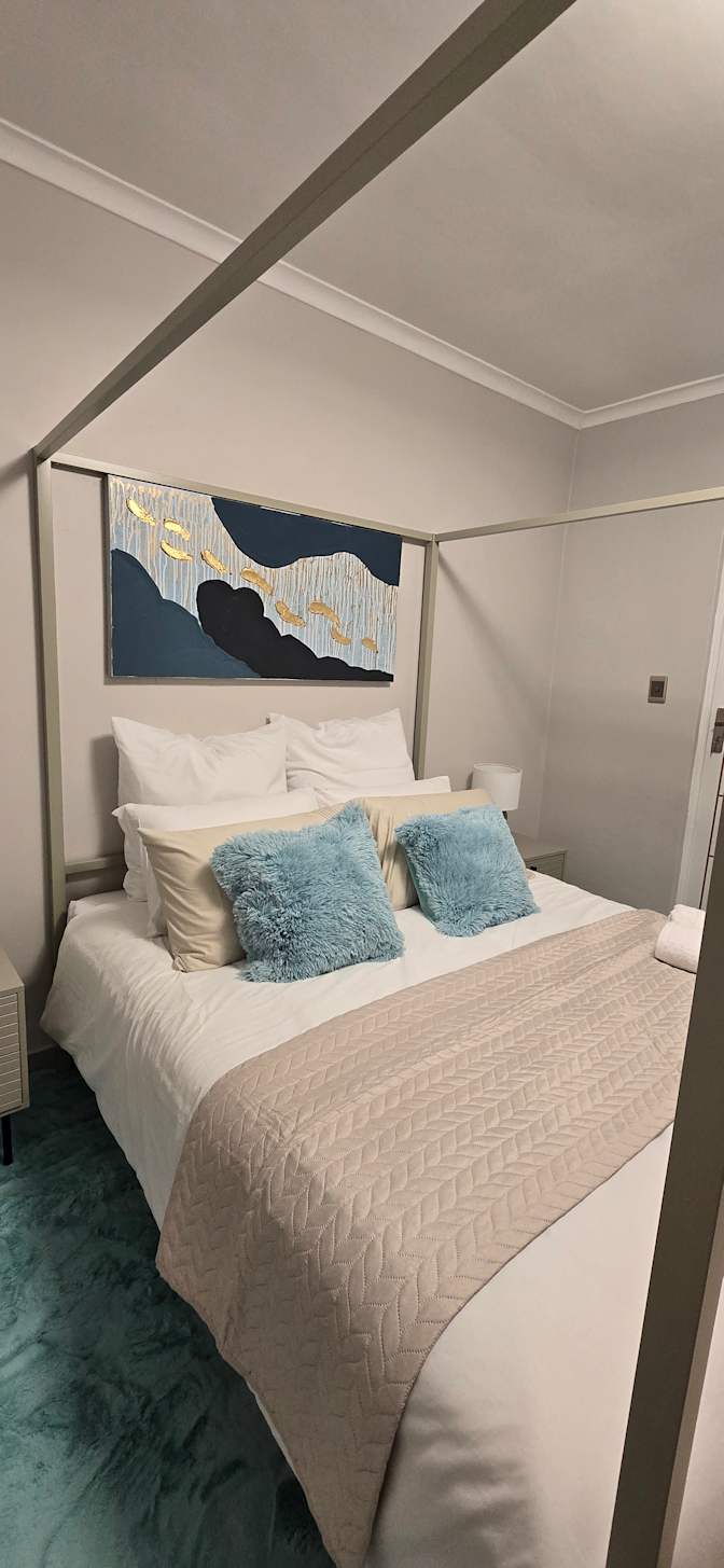 Donovan's room