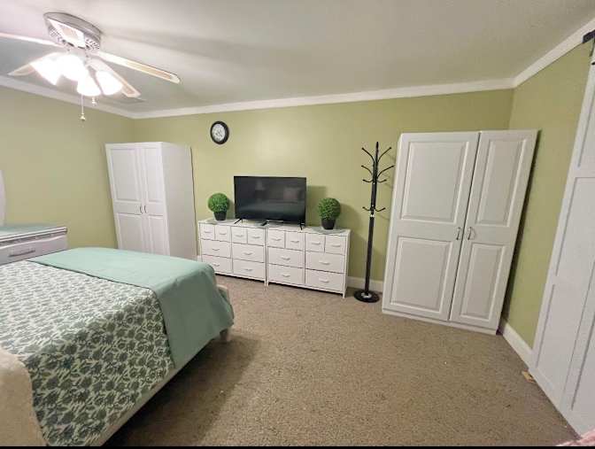 Aziza's room